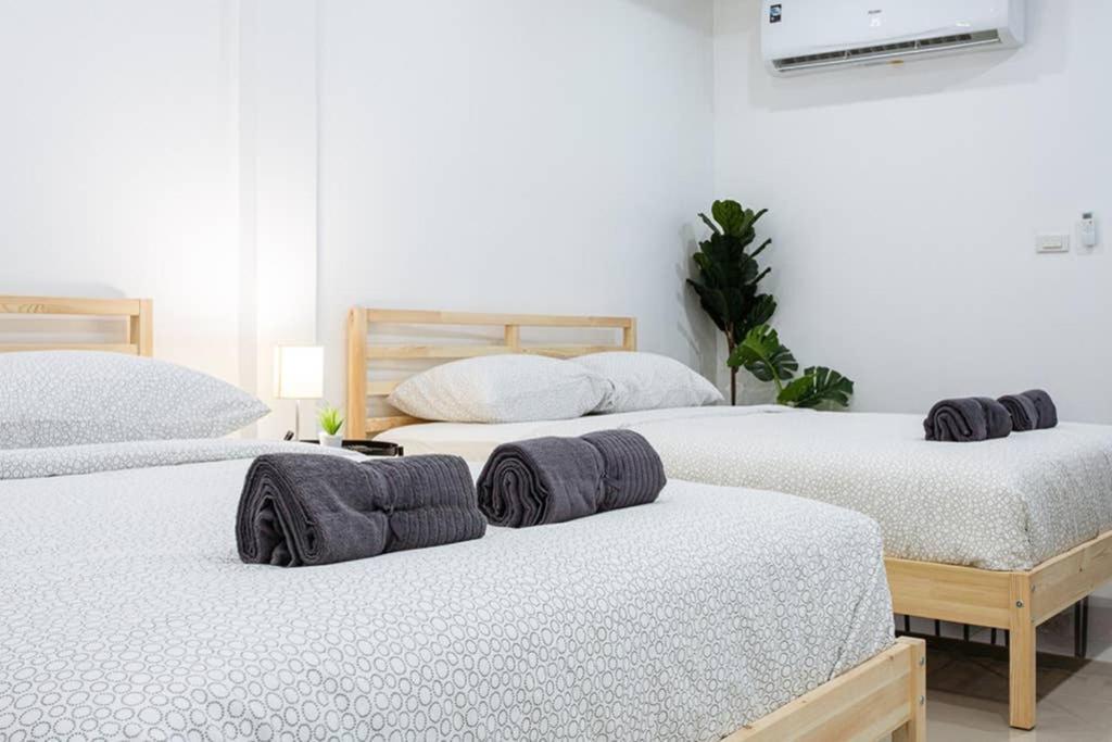 방콕 P2 Silom Large 2Beds Full Kitchen Wifi 4-6Pax 아파트 외부 사진