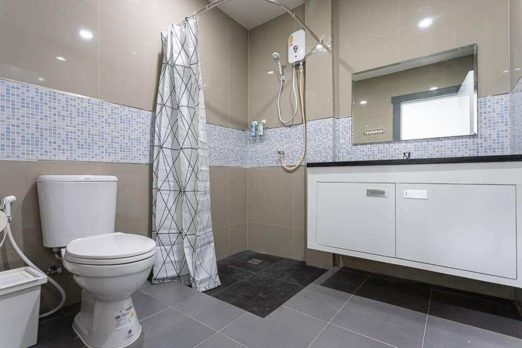 방콕 P2 Silom Large 2Beds Full Kitchen Wifi 4-6Pax 아파트 외부 사진