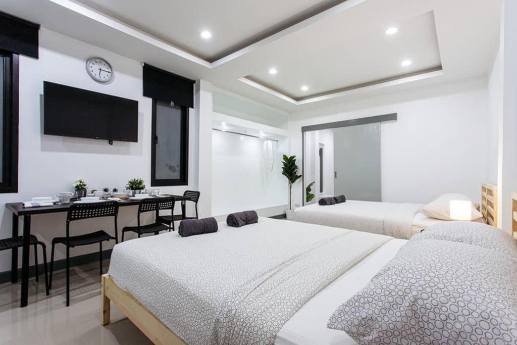 방콕 P2 Silom Large 2Beds Full Kitchen Wifi 4-6Pax 아파트 외부 사진