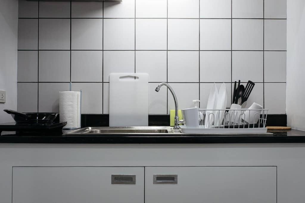 방콕 P2 Silom Large 2Beds Full Kitchen Wifi 4-6Pax 아파트 외부 사진